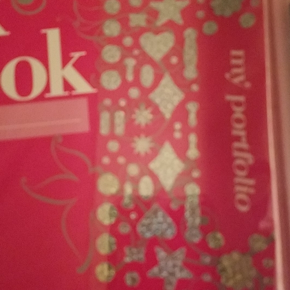 100% KLUTZ Certified My Fabulous Look book - Picture 10 of 16